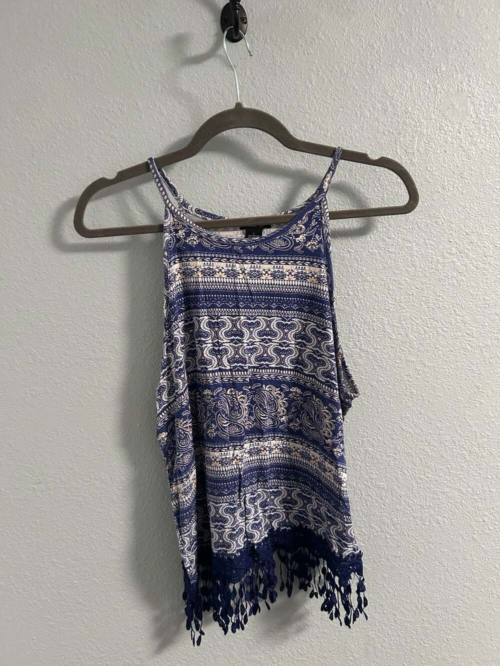 rue21 Blue Boho Paisley Print High Neck Tank Top with Crochet Fringe Hem Size L